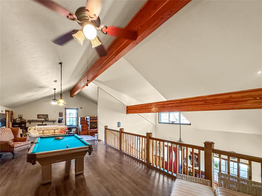 908 S Maple Road Property Photo 32