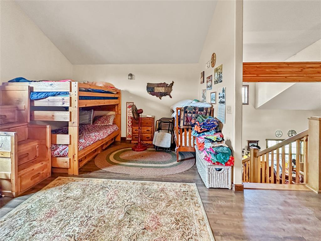 908 S Maple Road Property Photo 33