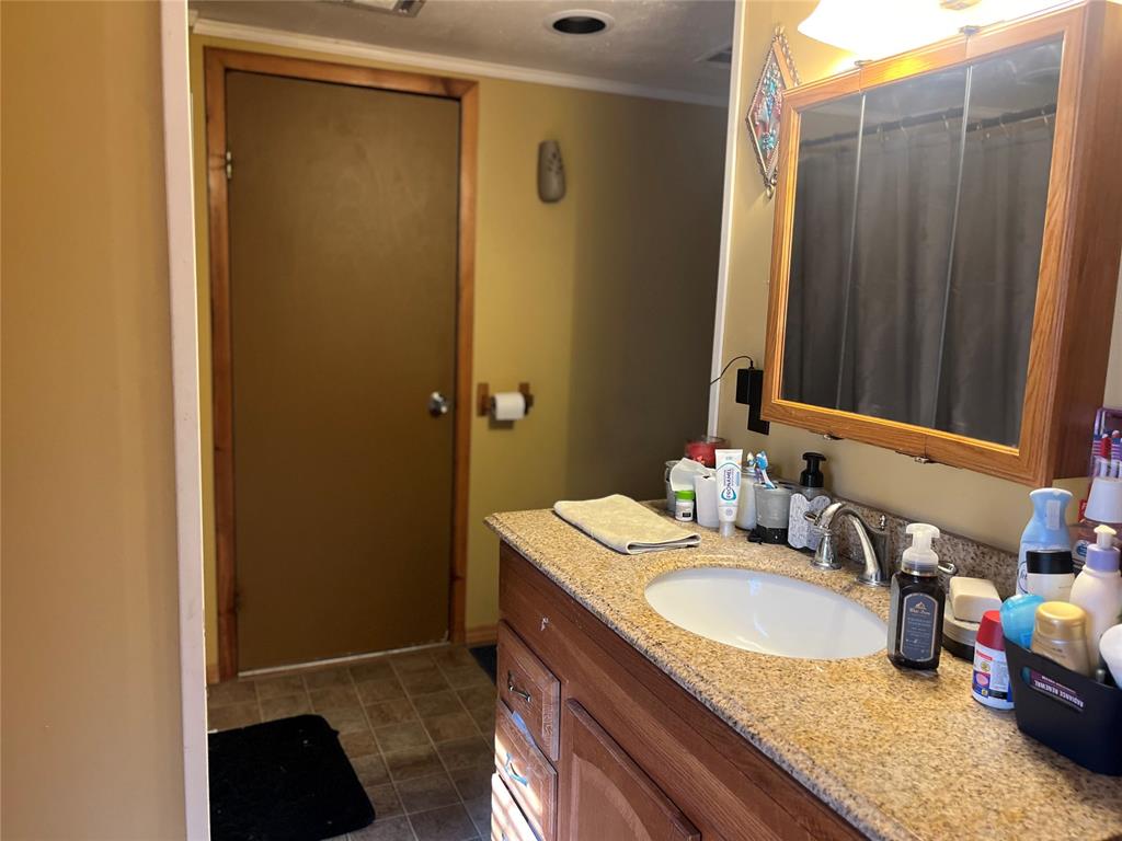 321 N Wachholtz Avenue Property Photo 13