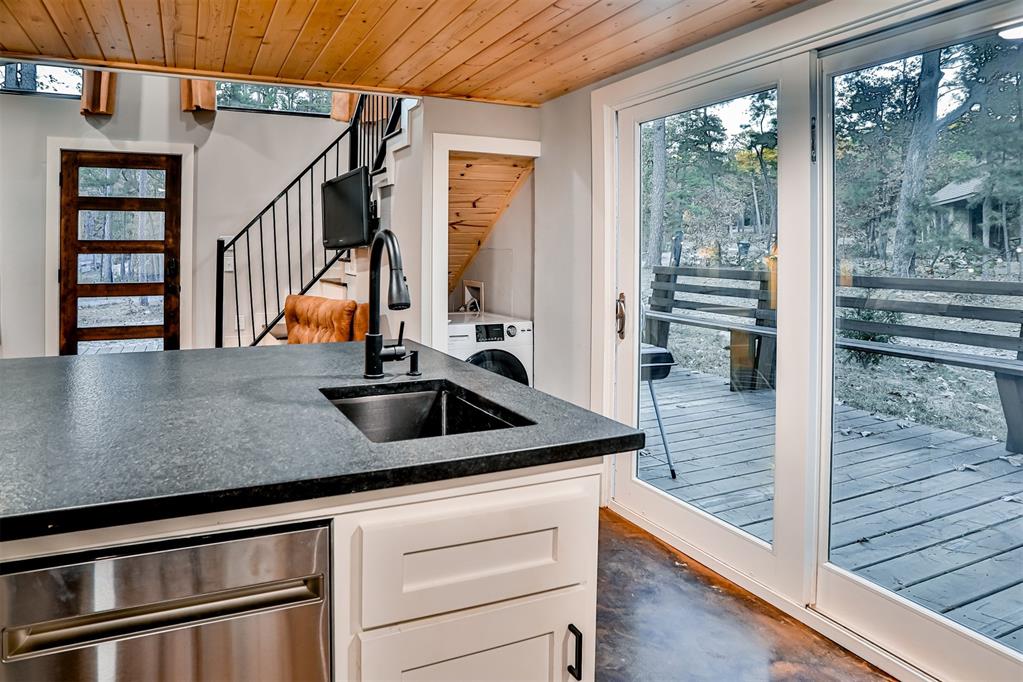 314 Choate Road Property Photo 10