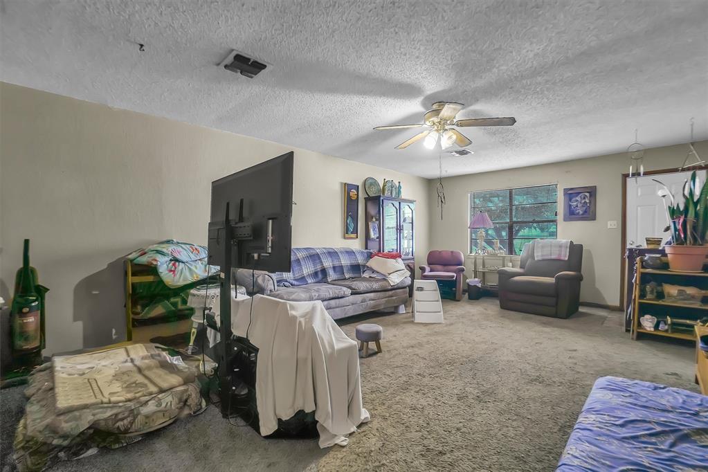 510 S Louis Tittle Avenue Property Photo 10
