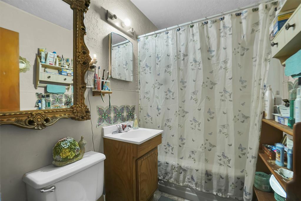 510 S Louis Tittle Avenue Property Photo 19