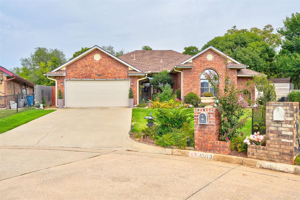 10113 Forest Lane Property Photo 2
