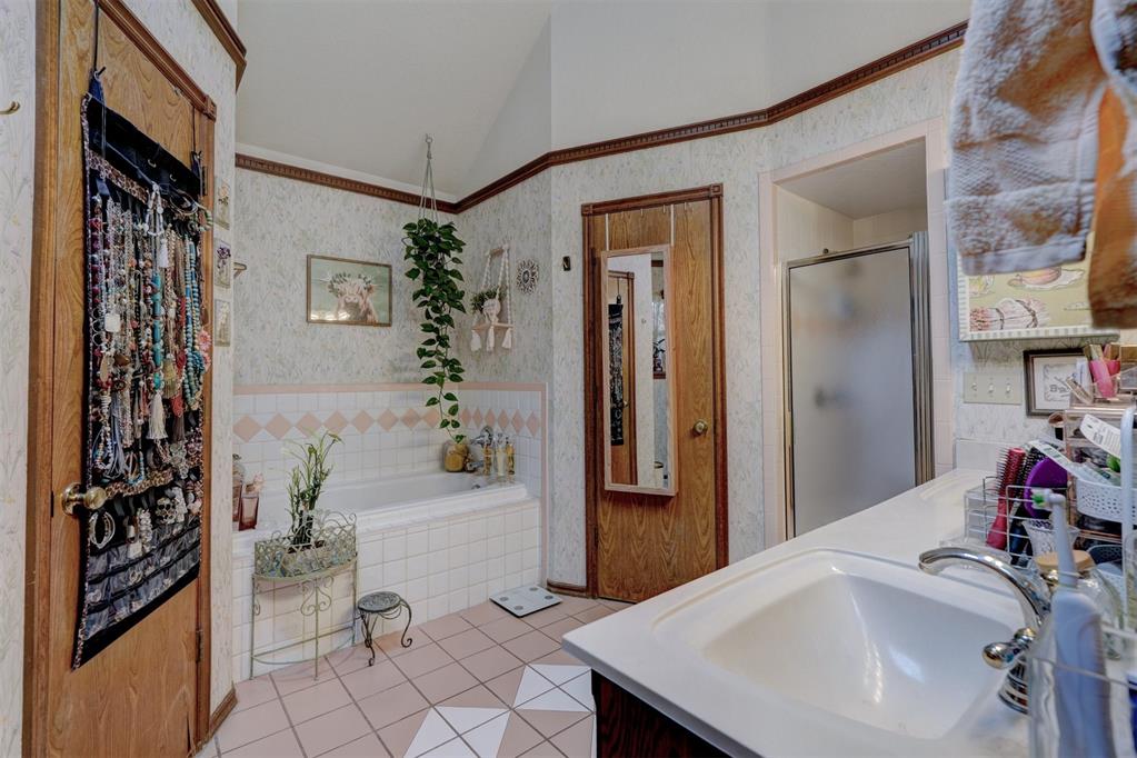 10113 Forest Lane Property Photo 24