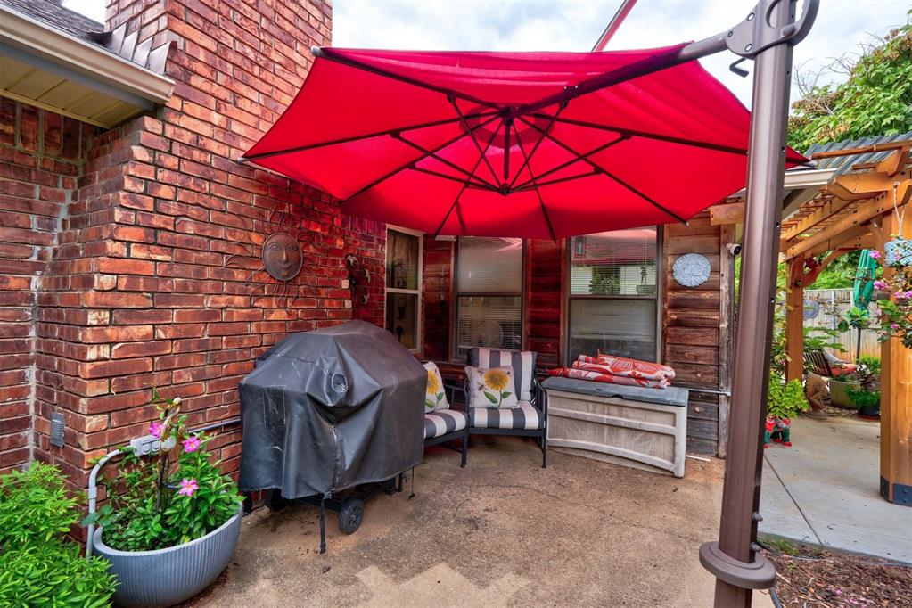 10113 Forest Lane Property Photo 39