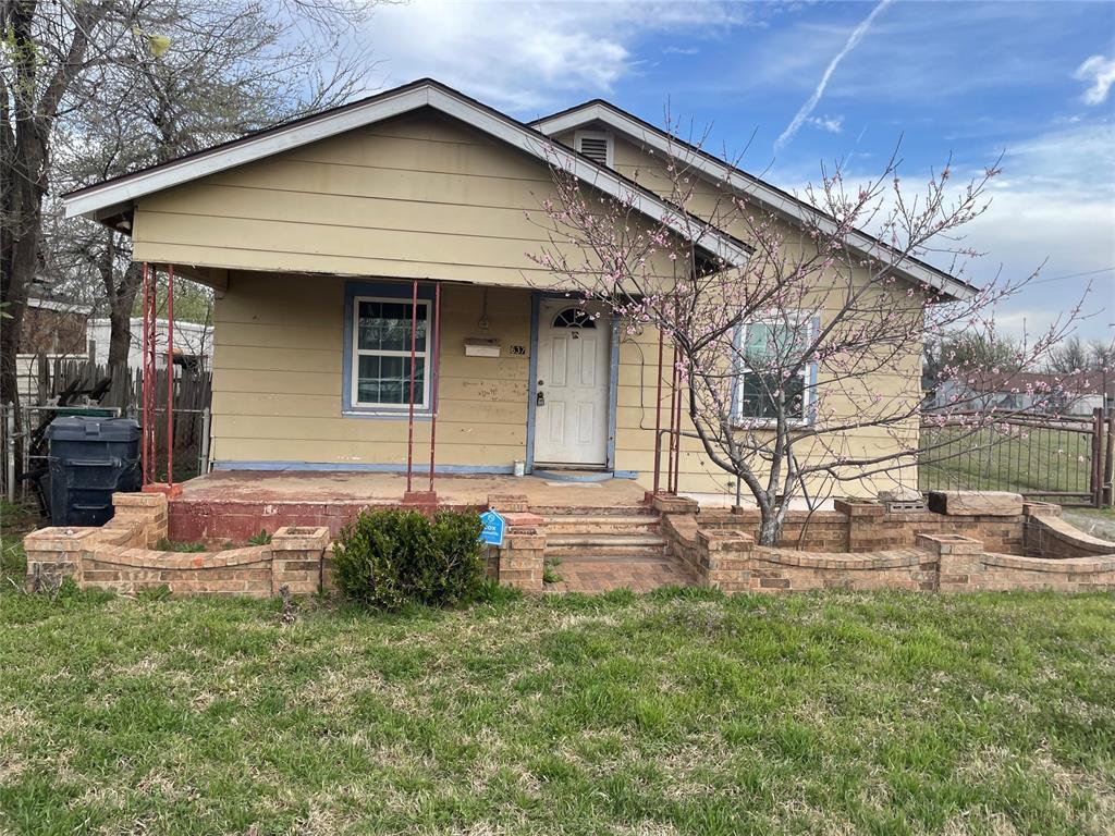 637 Se 33rd Street Property Photo