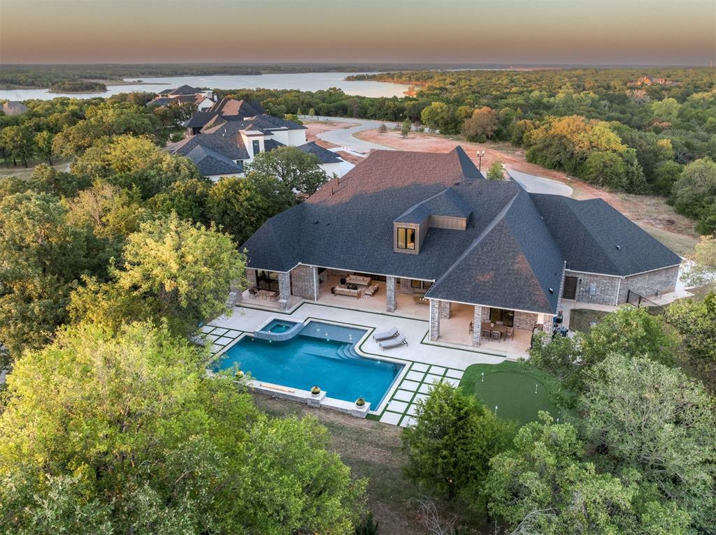 13901 Hillside Circle Property Photo