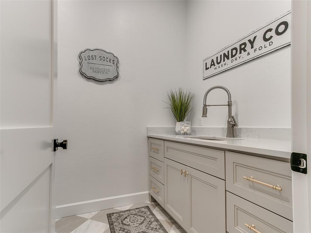 10101 Sw 27th Street Property Photo 24