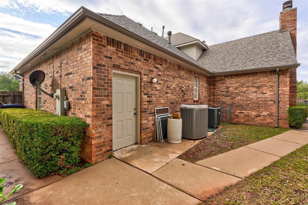 13124 Red Cedar Circle Property Photo 34