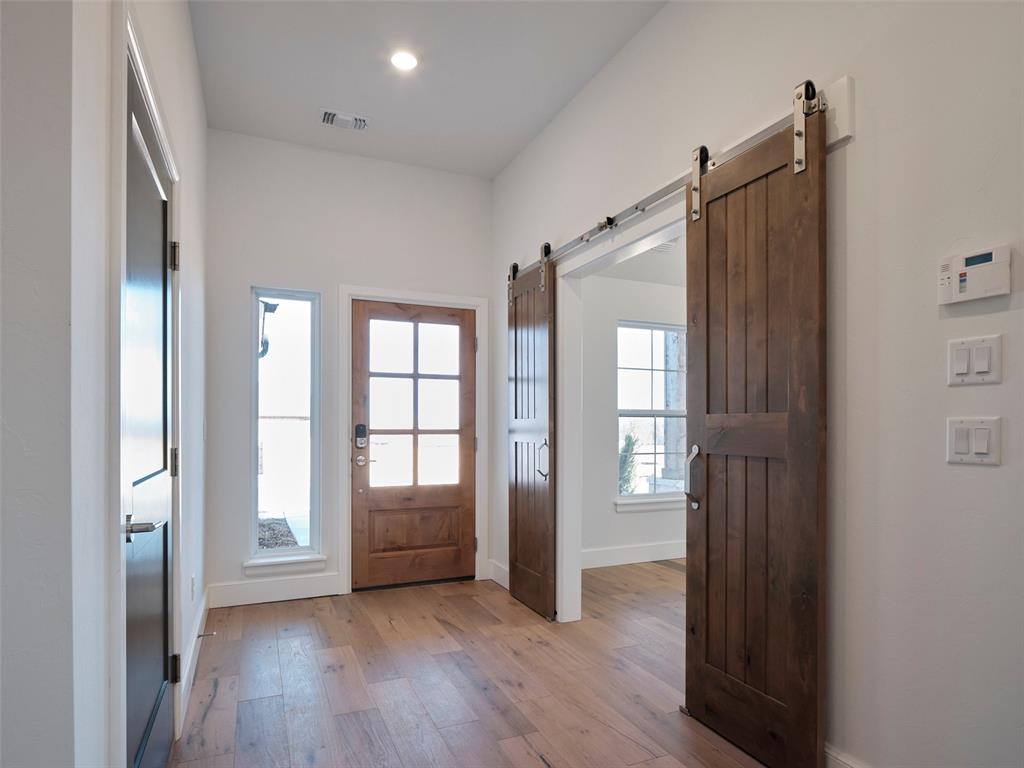 1218 Flint Hills Street Property Photo 4