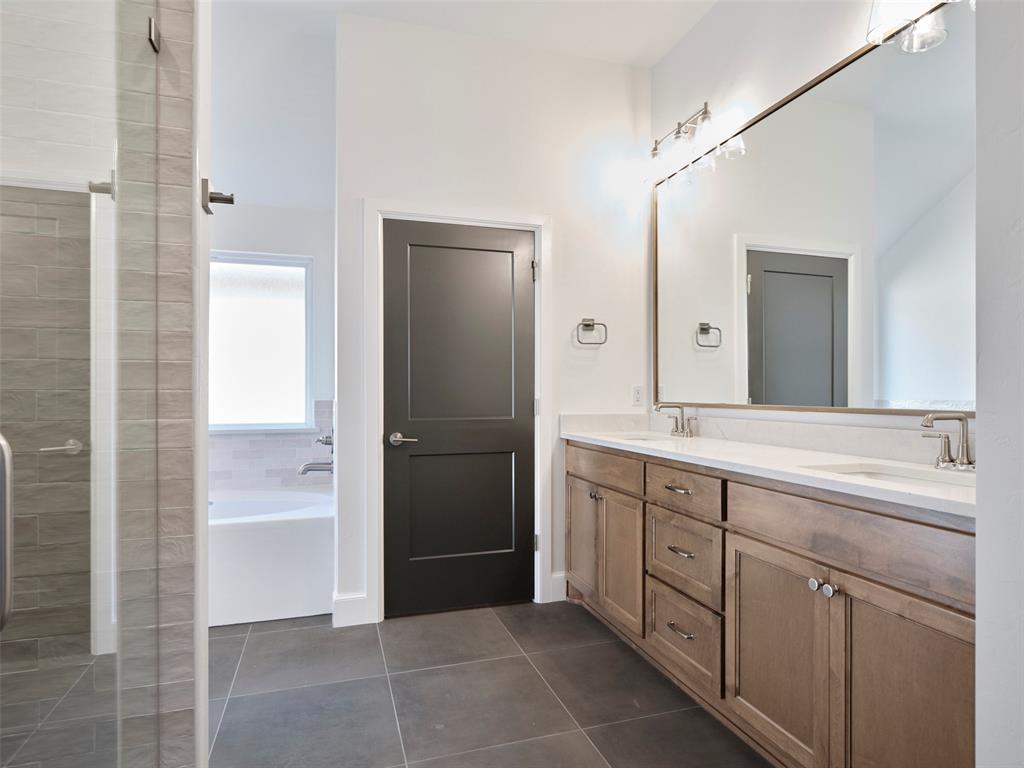 1218 Flint Hills Street Property Photo 22