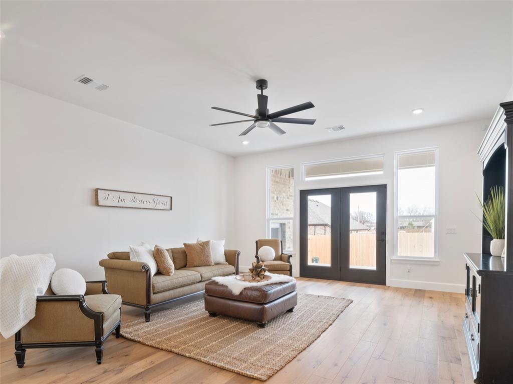 3719 Hardy Drive Property Photo 10