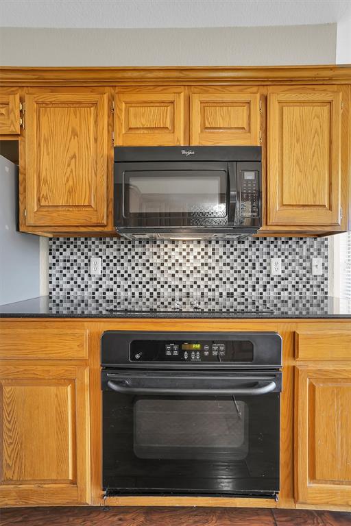 516 S Quail Run Property Photo 21