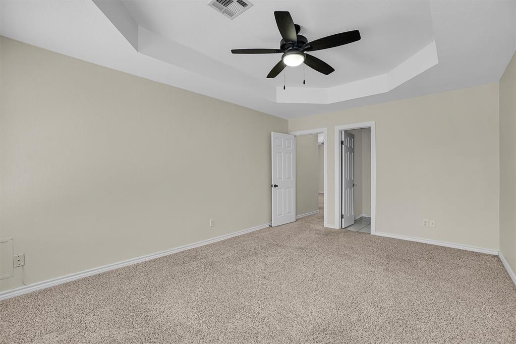 516 S Quail Run Property Photo 26