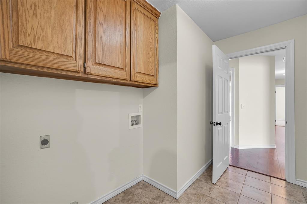 516 S Quail Run Property Photo 41