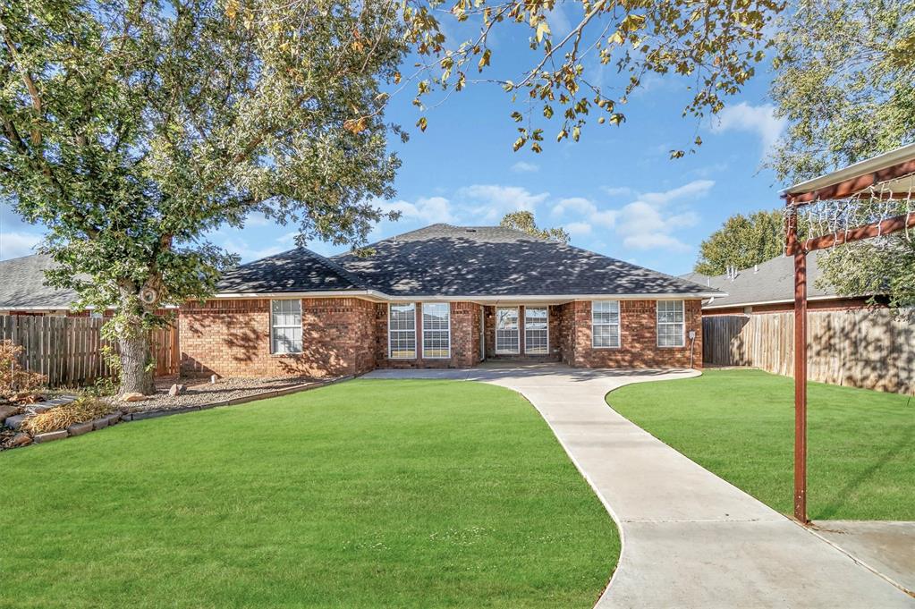516 S Quail Run Property Photo 44