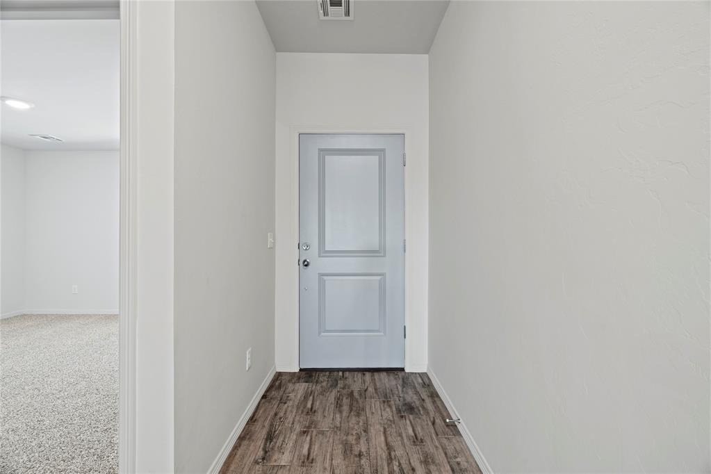 1935 Olive Avenue Property Photo 5