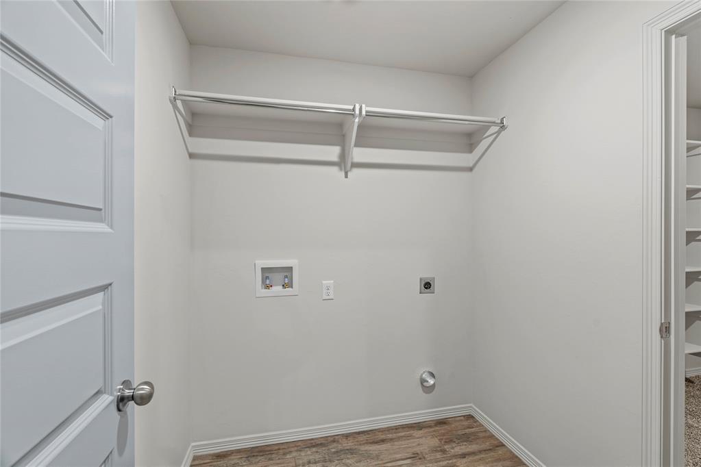 1935 Olive Avenue Property Photo 20
