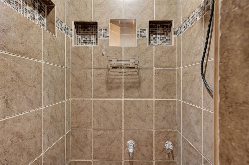 104 Mockingbird Lane Property Photo 38