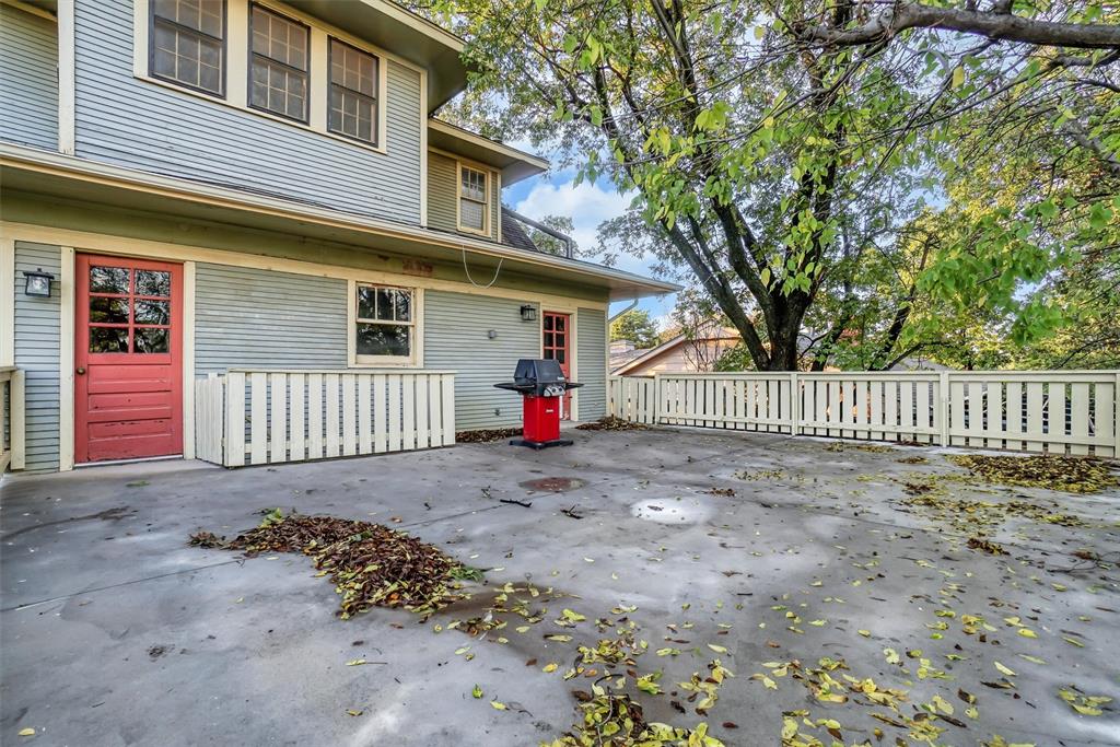 603 N College Street Property Photo 41