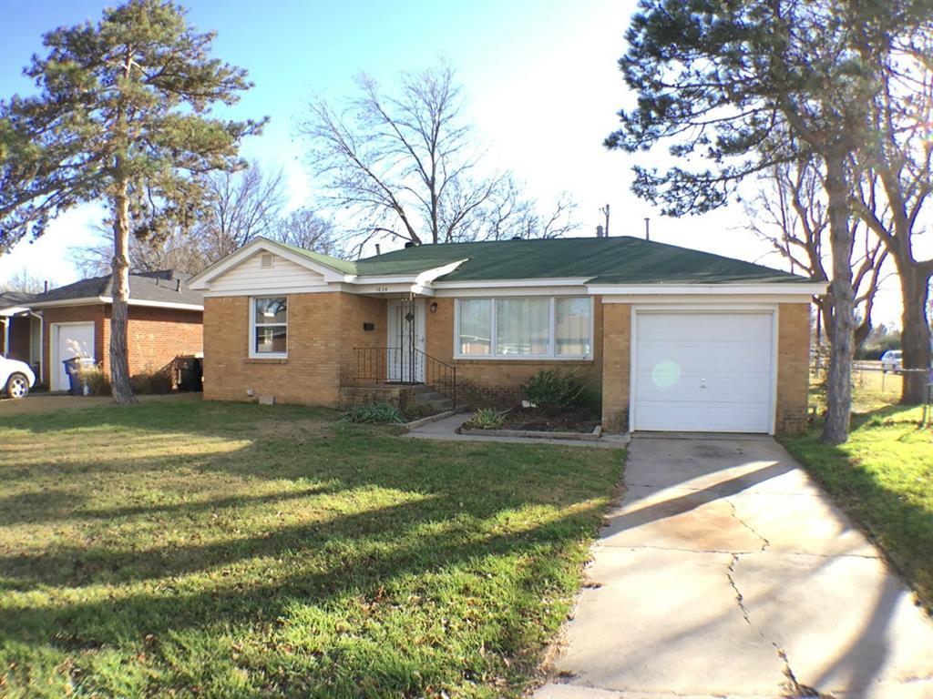 1624 Oxford Way Property Photo 1