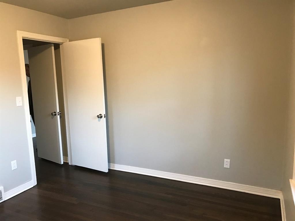 1624 Oxford Way Property Photo 13