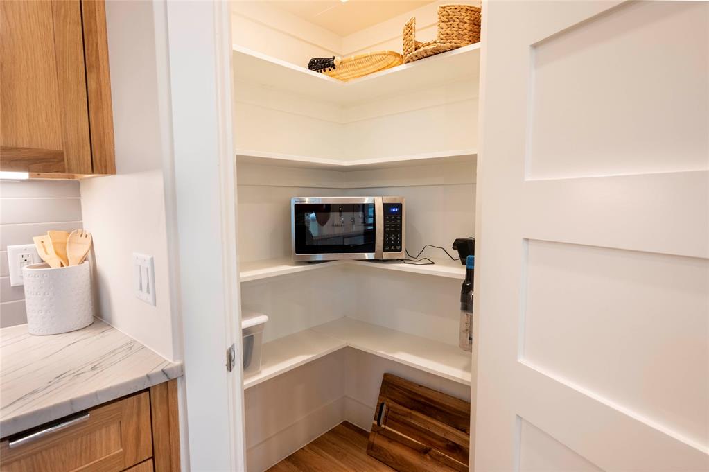 46 Woodland Bluff Trail Property Photo 15