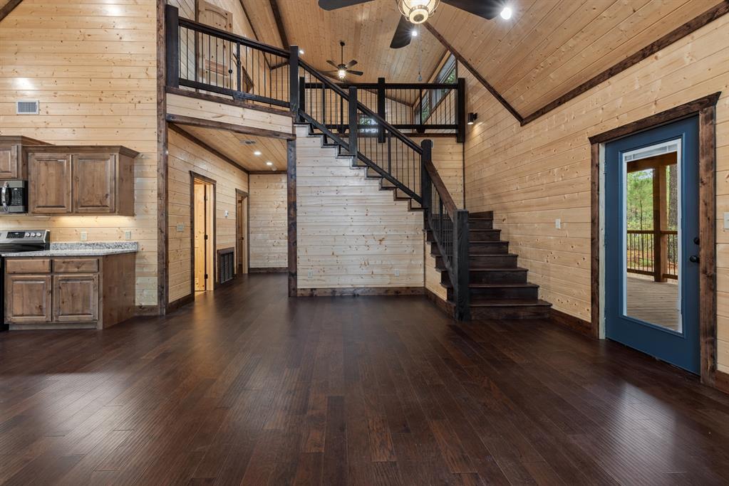 28 Xtreme Lane Property Photo 7