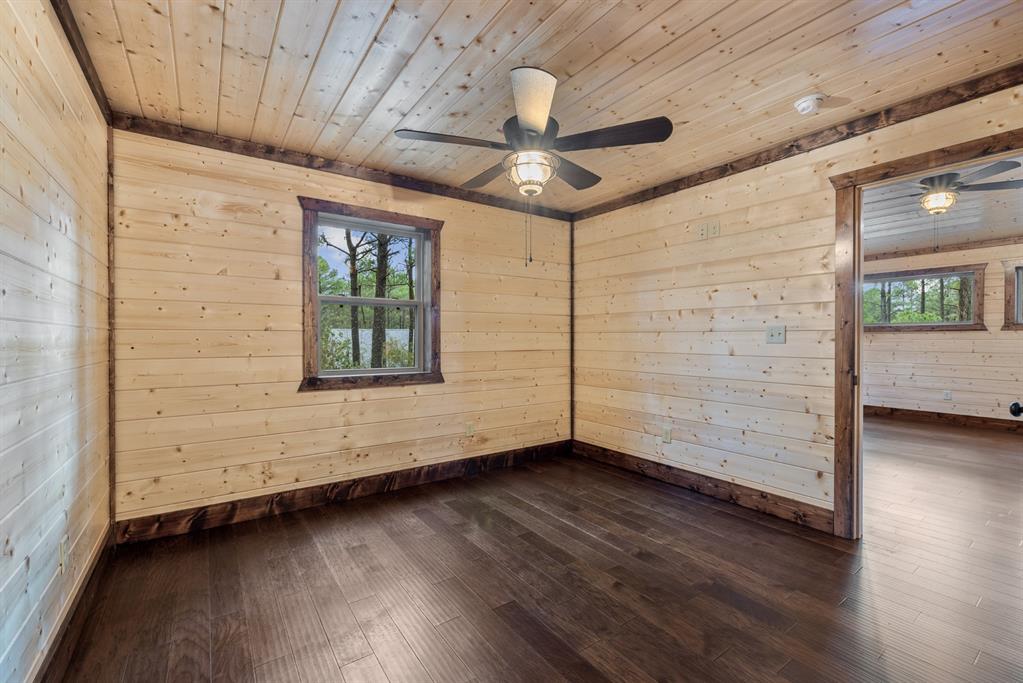 28 Xtreme Lane Property Photo 18