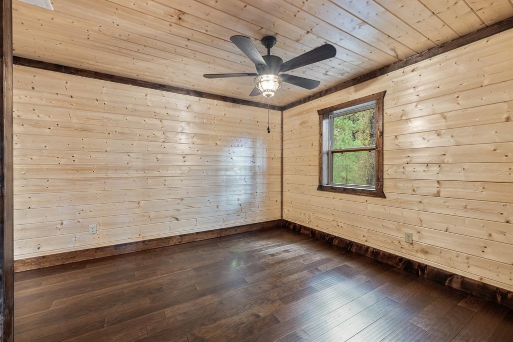 28 Xtreme Lane Property Photo 20