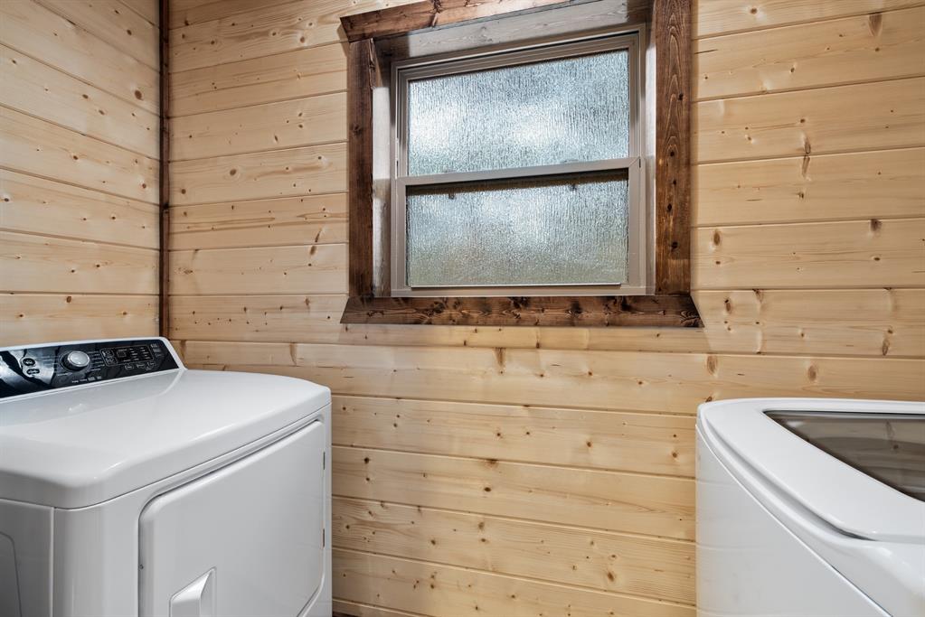 28 Xtreme Lane Property Photo 23
