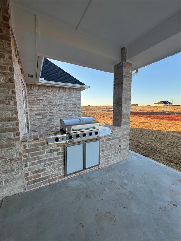 2442 Canyon Circle Property Photo 7