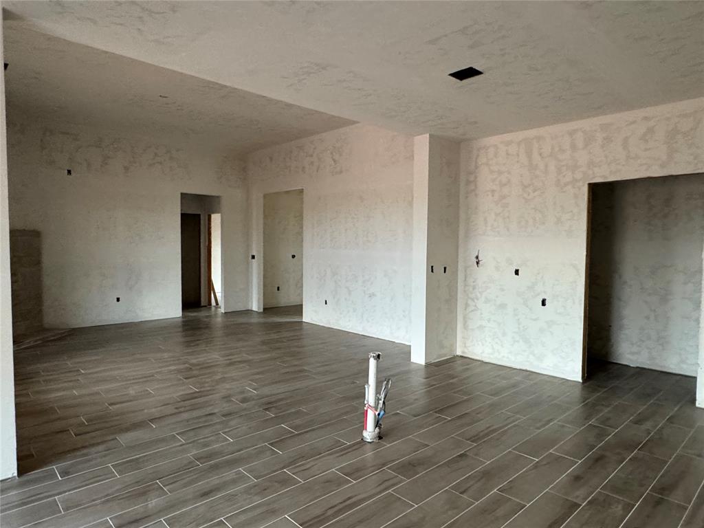 2442 Canyon Circle Property Photo 8