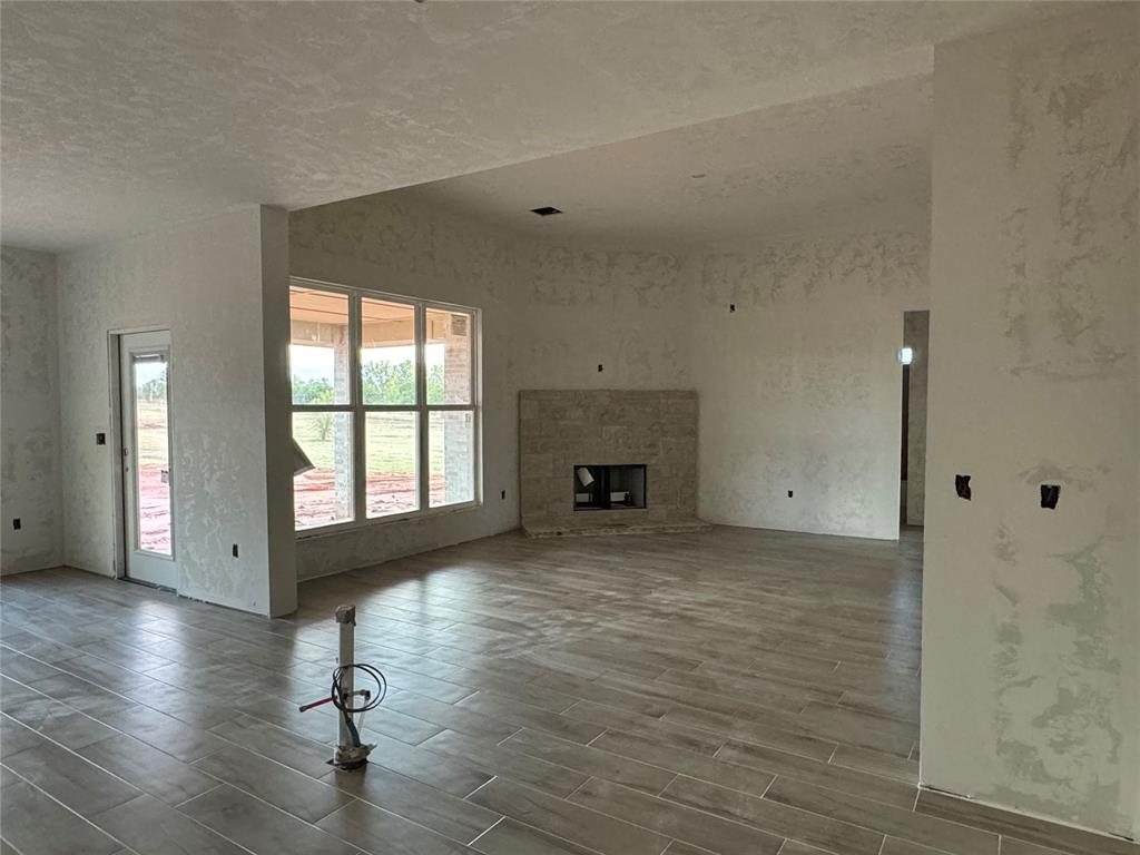 2442 Canyon Circle Property Photo 9