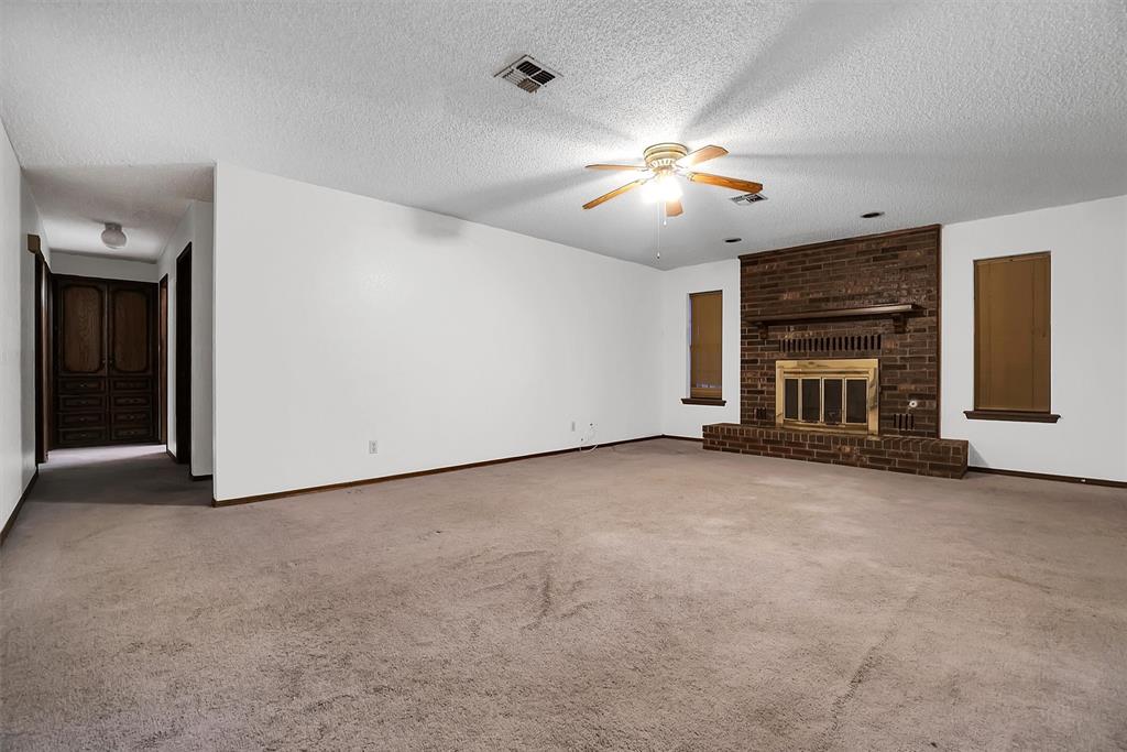 2113 Morgandee Lane Property Photo 4