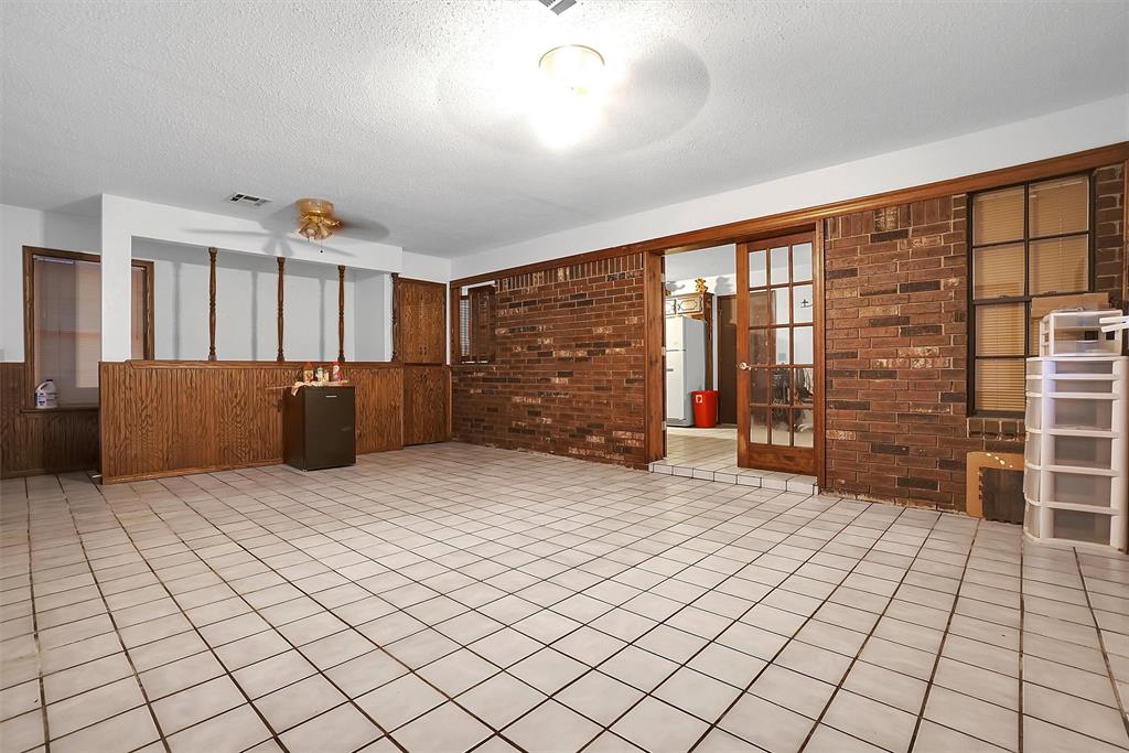 2113 Morgandee Lane Property Photo 11