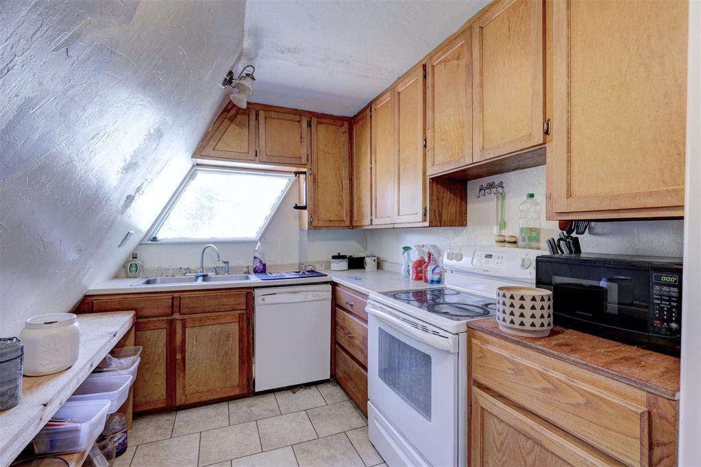 3601 Oakbriar Drive Property Photo 15