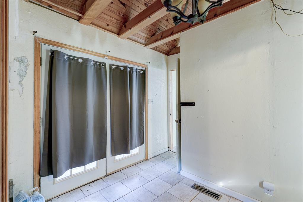 3601 Oakbriar Drive Property Photo 18