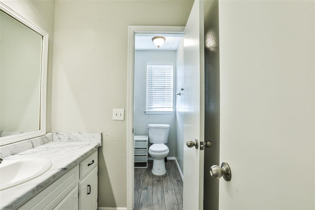 2727 S Charles Drive Property Photo 20