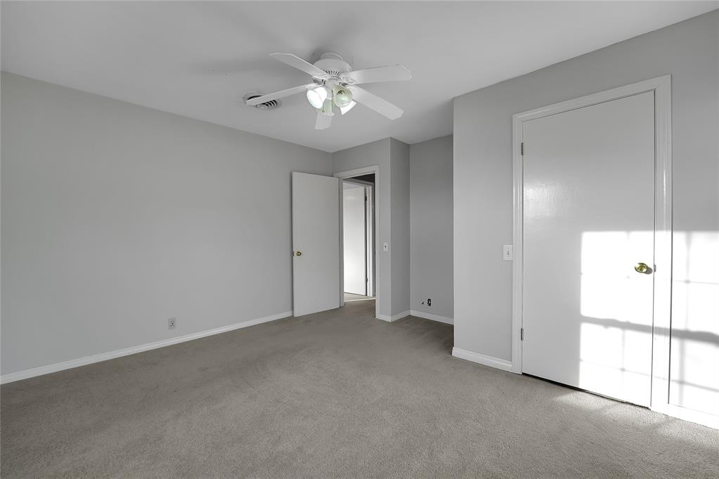 120 E Dogwood Street Property Photo 20