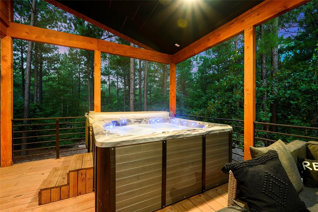 119 Secluded Circle Property Photo 11