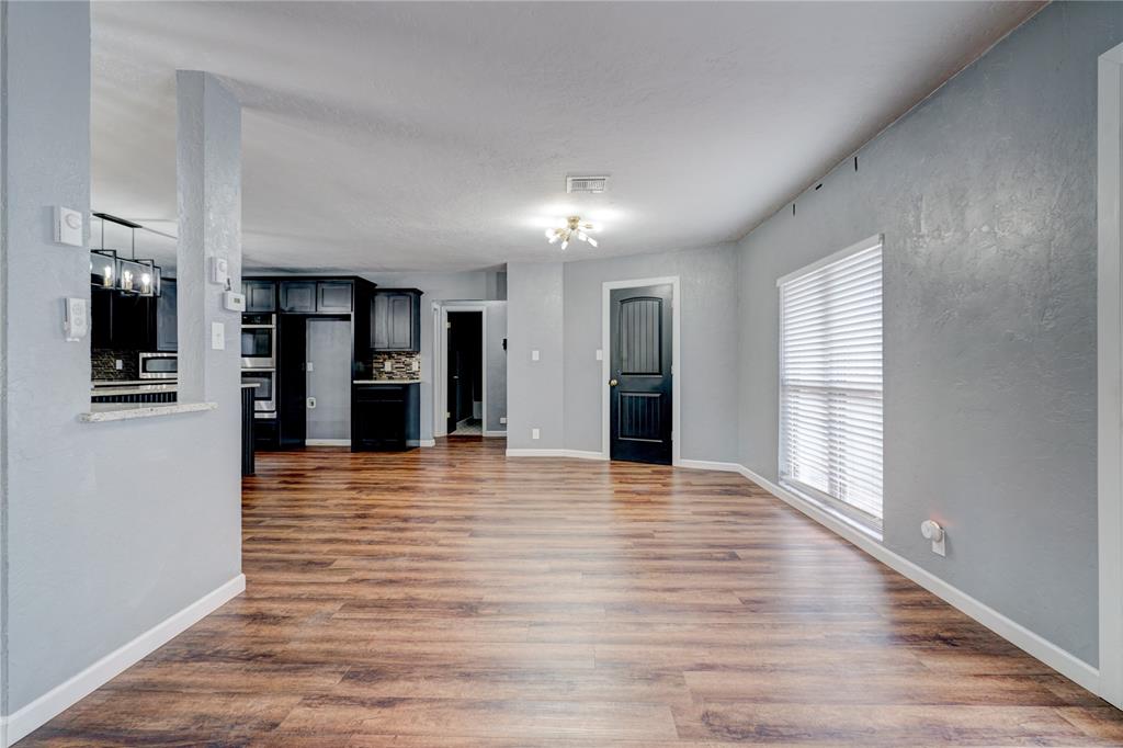 13800 E Maguire Road Property Photo 11