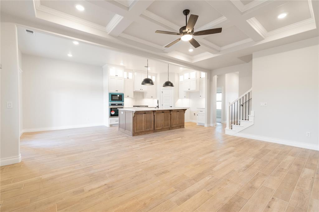 8309 Mountain Oak Drive Property Photo 1