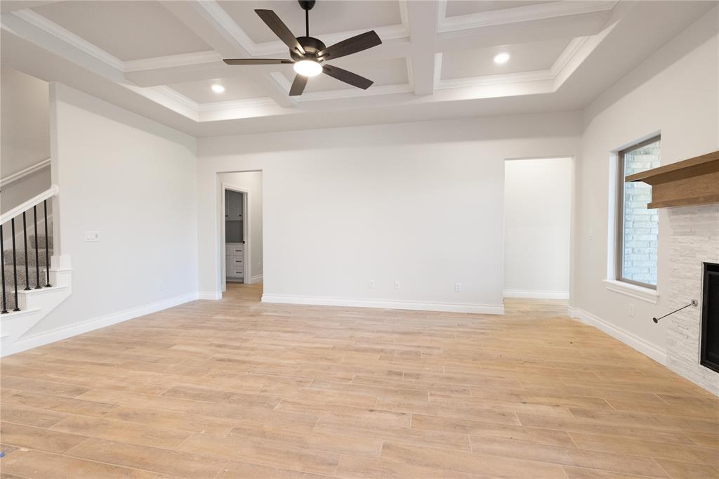 8309 Mountain Oak Drive Property Photo 7
