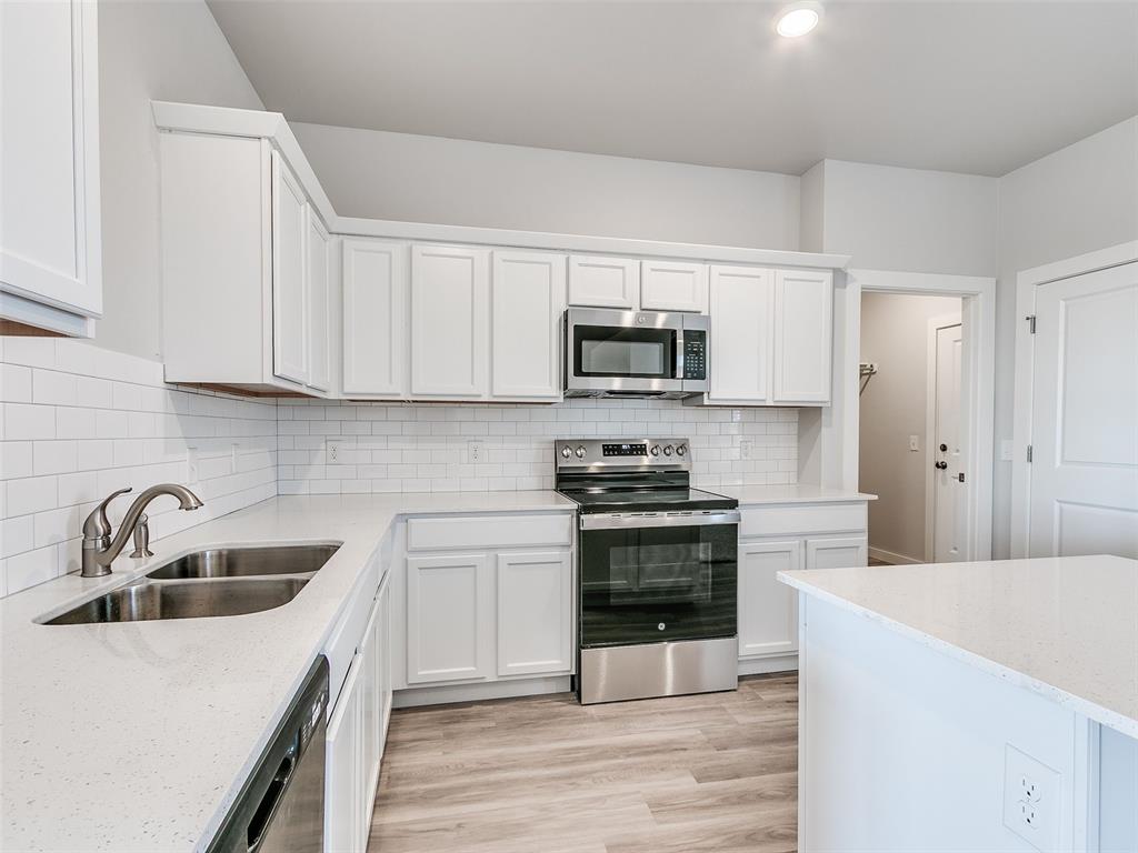 8248 Bluestem Trail Property Photo 10