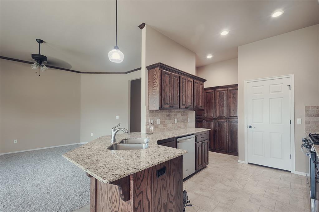 4536 Oasis Court Property Photo 13