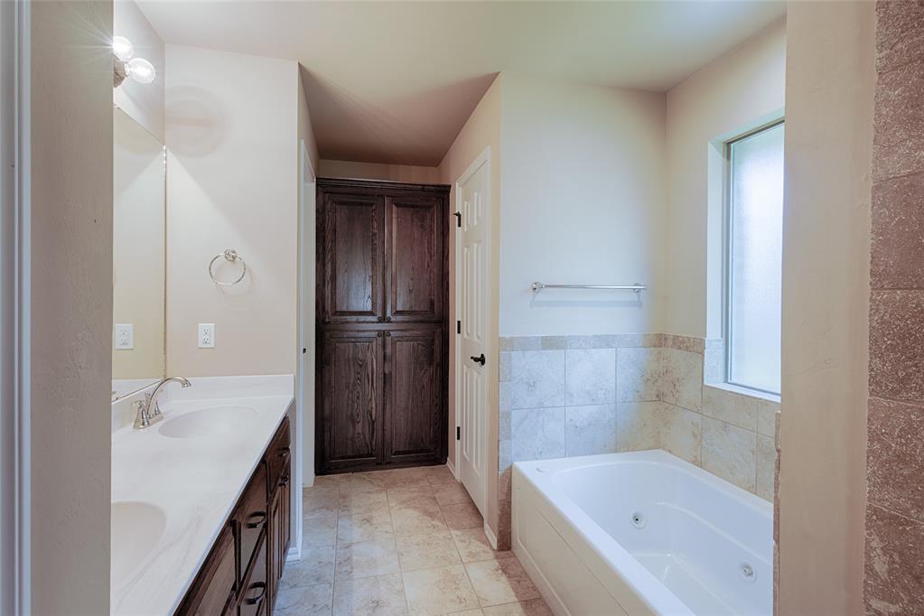 4536 Oasis Court Property Photo 15