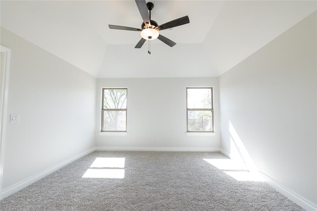 3308 Courtney Creek Drive Property Photo 12