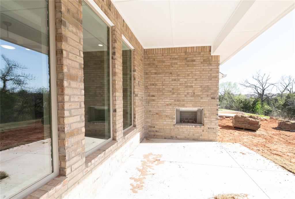 3308 Courtney Creek Drive Property Photo 30