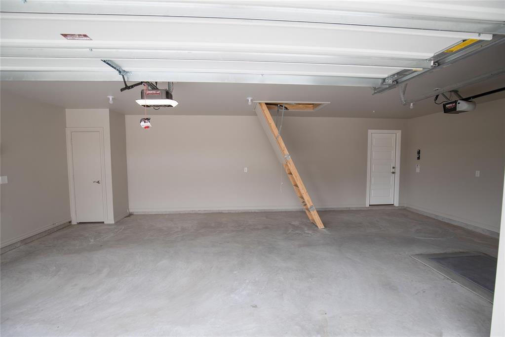 9301 Nw 116th Street Property Photo 18
